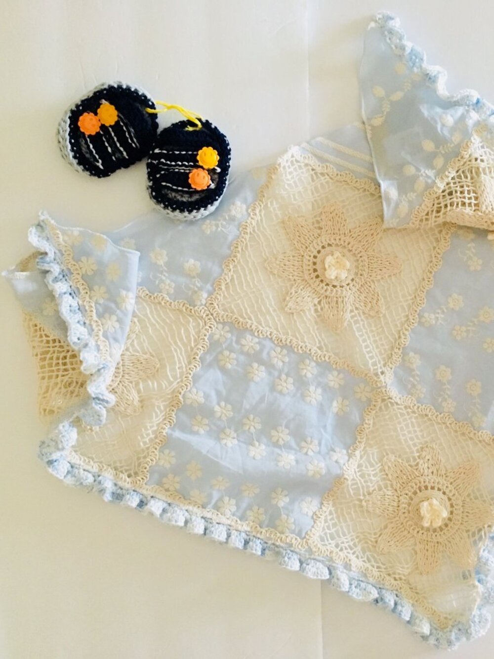 SOLD❣️NWT. Baby Sandals & 'Swaddle'/Bandana. Blue. 100% Cotton.